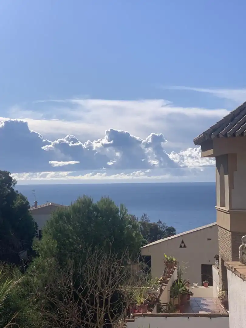 Vista exterior de Casa o chalet en venta en Salobreña con Aire acondicionado, Calefacción y Parquet