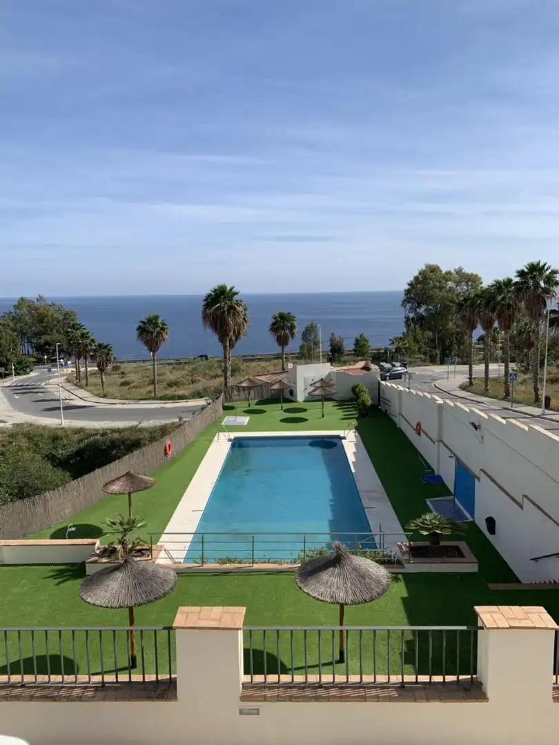 Piscina de Casa o chalet en venta en Salobreña con Aire acondicionado, Calefacción y Parquet