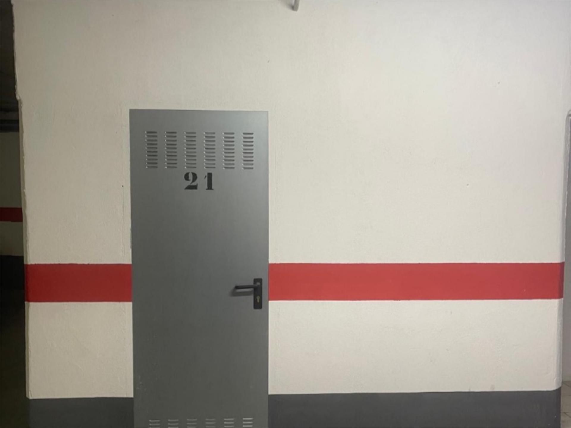Box room for sale in Palencia Capital