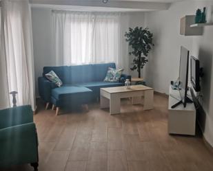 Living room of Flat to rent in Burjassot  with Air Conditioner, Heating and Furnished