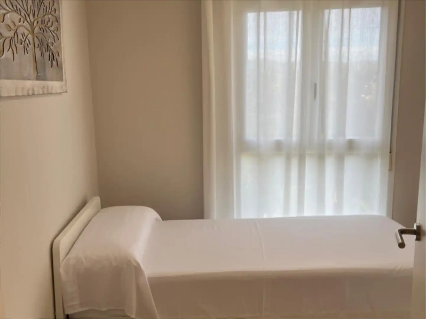 Einfamilien-Reihenhaus zum Verkauf in Carrer Pau Casals, 28, L'Ampolla Schlafzimmer von Einfamilien-Reihenhaus zum Verkauf in L'Ampolla mit Klimaanlage, Heizung und Terrasse