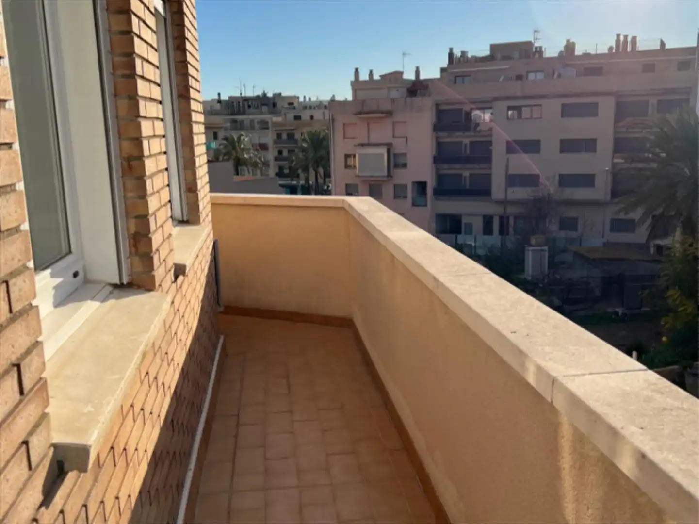Einfamilien-Reihenhaus zum Verkauf in Carrer Pau Casals, 28, L'Ampolla Terrasse von Einfamilien-Reihenhaus zum Verkauf in L'Ampolla mit Klimaanlage, Heizung und Terrasse
