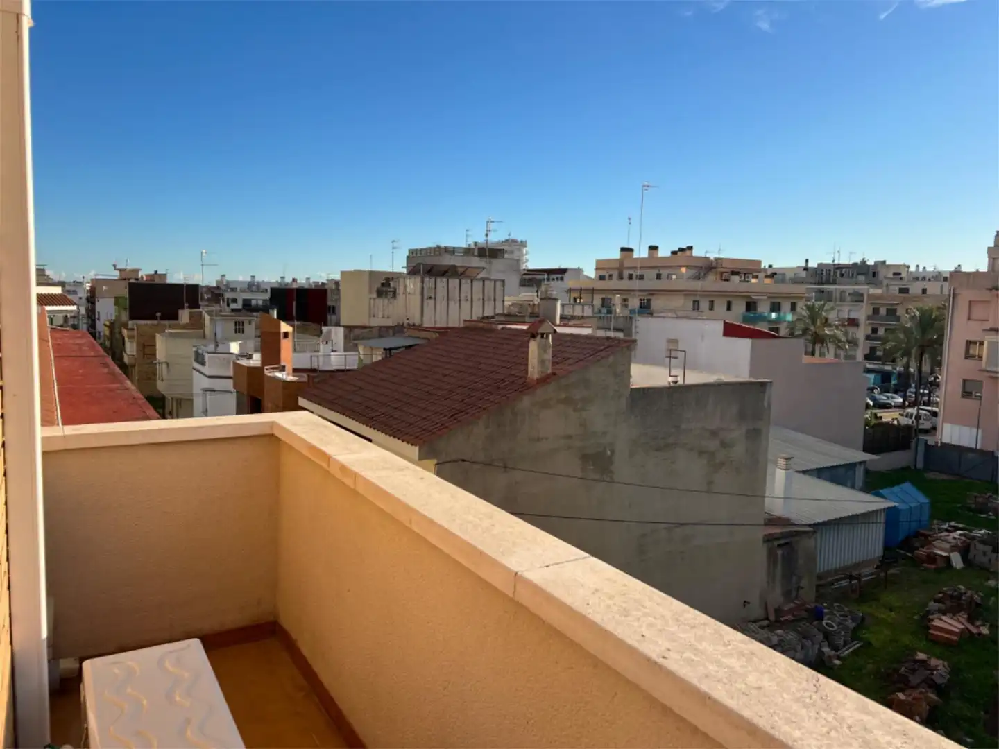Einfamilien-Reihenhaus zum Verkauf in Carrer Pau Casals, 28, L'Ampolla Außenansicht von Einfamilien-Reihenhaus zum Verkauf in L'Ampolla mit Klimaanlage, Heizung und Terrasse