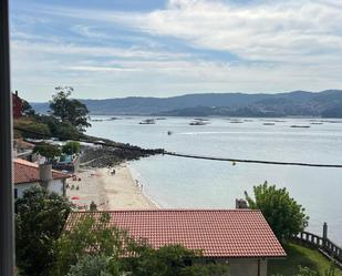 Vista exterior de Casa o xalet en venda en Poio amb Terrassa i Balcó