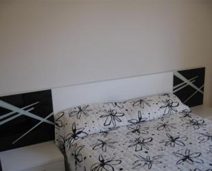 Bedroom of Flat to share in Arroyo de la Encomienda  with Storage room, Swimming Pool and Furnished