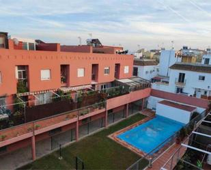 Piscina de Casa adosada en venda en San Fernando amb Jardí privat, Terrassa i Traster