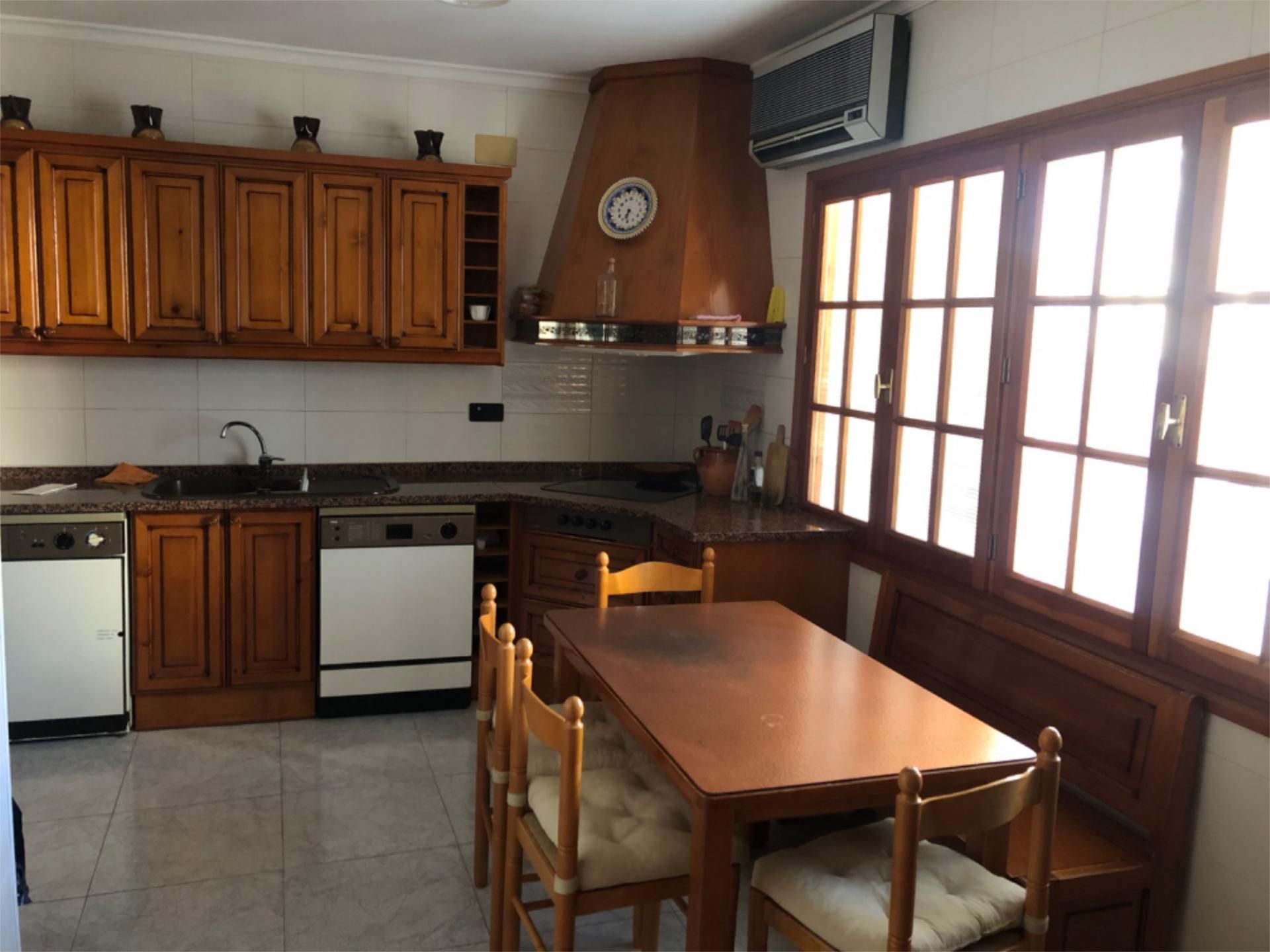 Cuina de Dúplex en venda en Urda amb Aire condicionat i Terrassa
