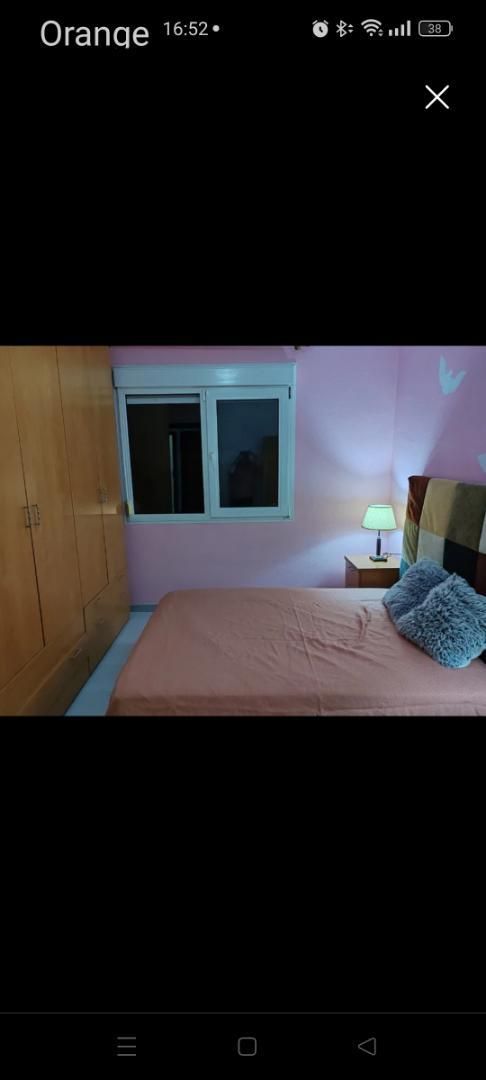 Dormitori de Casa adosada per a compartir en Reus amb Jardí privat, Traster i Moblat