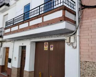 Vista exterior de Casa adosada en venda en Colmenar amb Traster