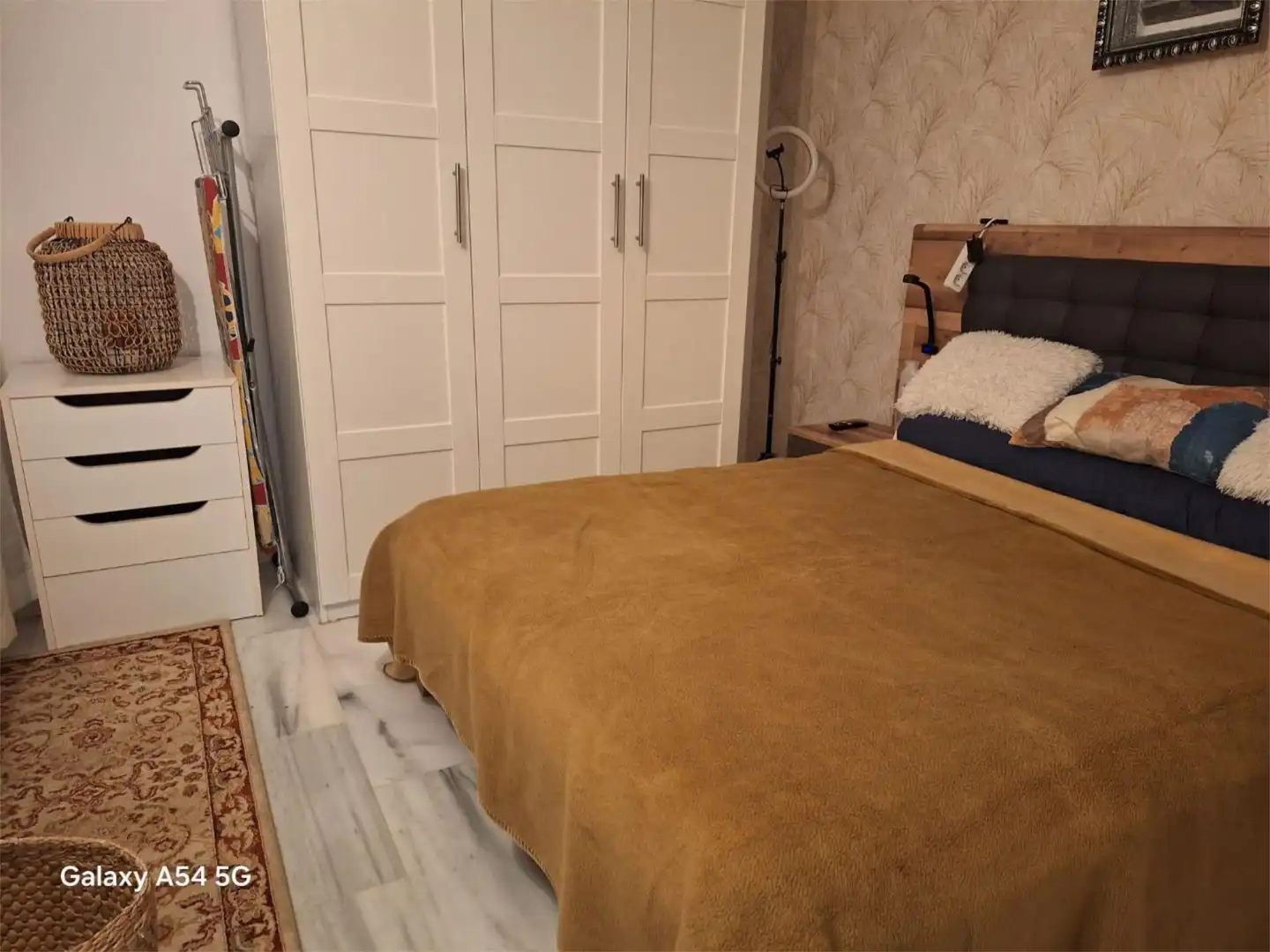Pis de lloguer a Urbanización Los Naranjos de Marbella, 399, La Dama de Noche - La Alzambra Dormitori de Pis de lloguer en Marbella amb Aire condicionat, Terrassa i Piscina