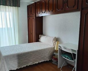 Bedroom of Flat to share in  Zaragoza Capital