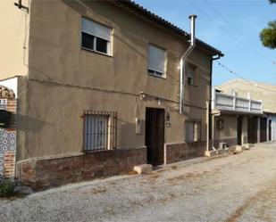 Vista exterior de Casa o xalet en venda en Zújar amb Terrassa