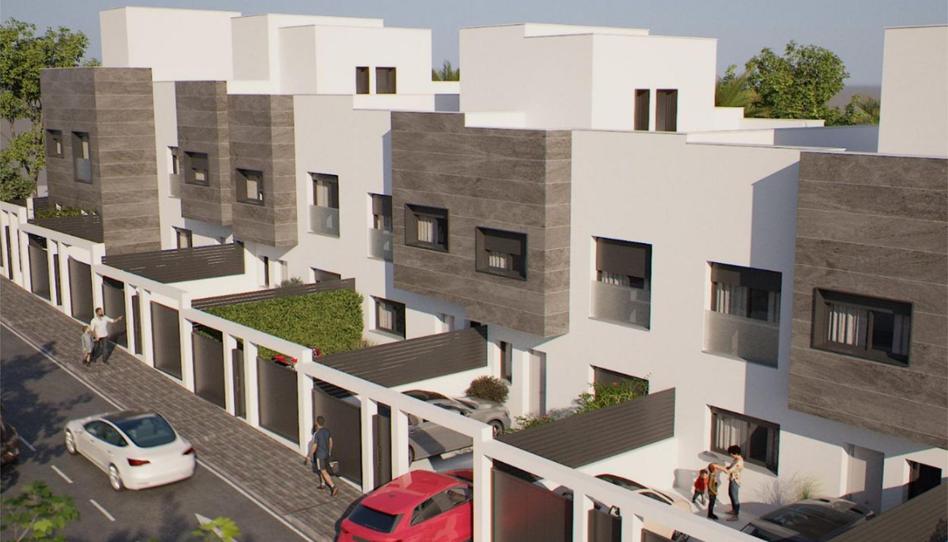 Casa adosada en venda a Calle Dama de Noche, 19, Los Pacos, Málaga - imatge 1 Foto 1 de Casa adosada en venda a Calle Dama de Noche, 19, Los Pacos, Málaga