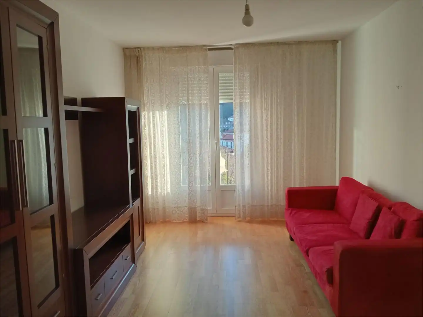 Wohnung zum Verkauf in Avenida Dionisio Román Zaldo, 40, Pradoluengo Schlafzimmer von Wohnung zum Verkauf in Pradoluengo mit Heizung, Parkett und Balkon