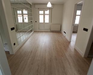 Bedroom of Flat for sale in Bilbao   with Terrace and Balcony