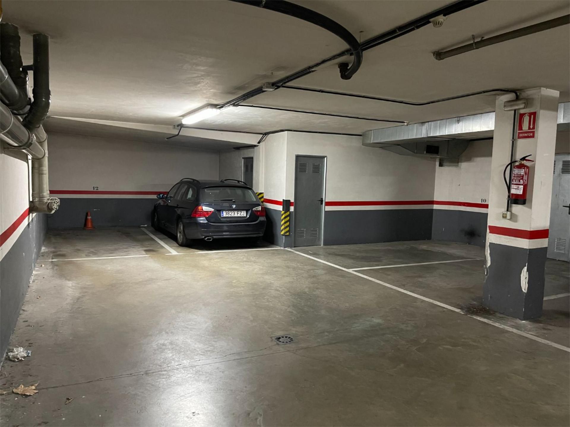 Parking of Garage to rent in  Logroño