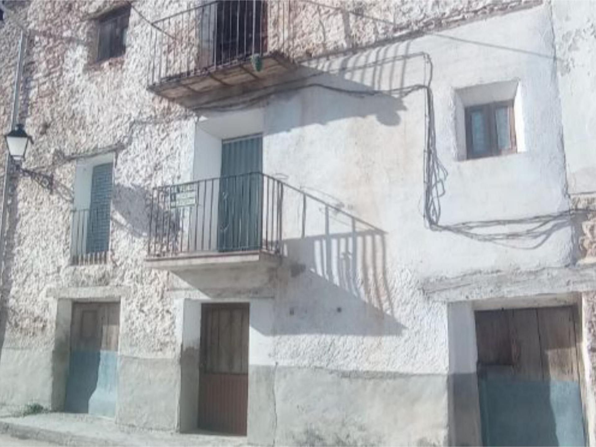 Exterior view of Flat for sale in Villarluengo  with Storage room