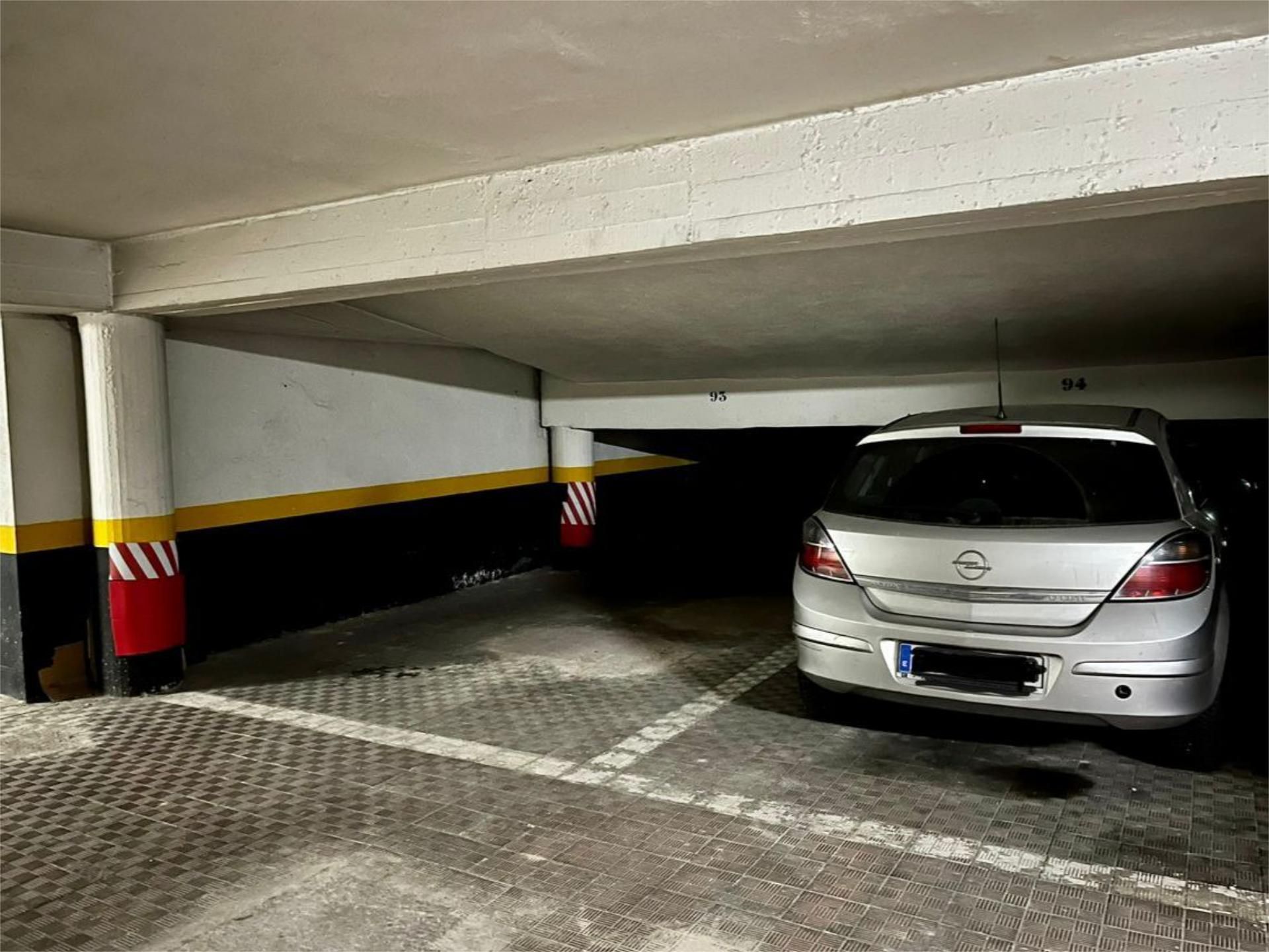 Aparcament de Garatge en venda en  Madrid Capital