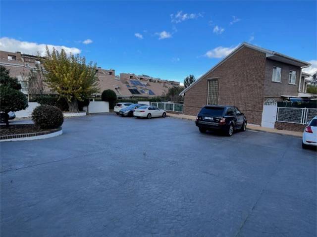 Casa-chalet en Alquiler en Calle del General Aranaz, 10 en Salvador