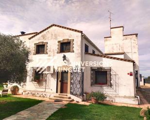 Vista exterior de Casa o xalet en venda en Térmens amb Piscina i Balcó