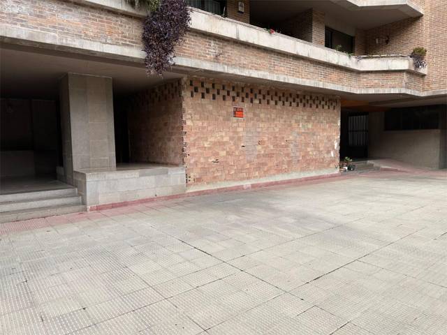 Local comercial en Venta en Calle Belchite, 1 en Gran Via