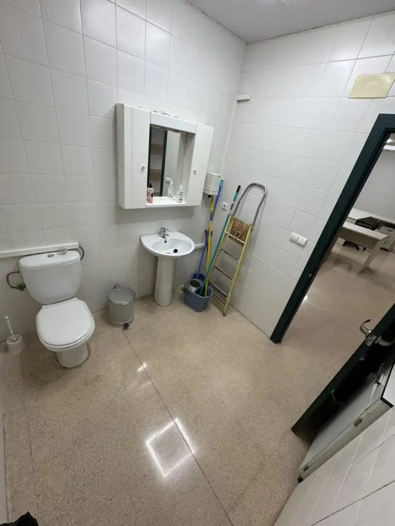 Büro zur Miete in Carrer Murcia, 7, Ciutat Esportiva Badezimmer von Büro zur Miete in Elche / Elx