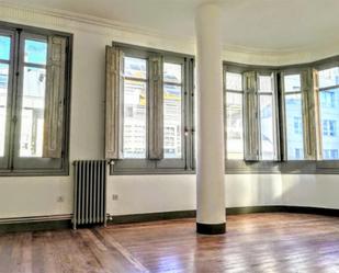 Flat to rent in A Coruña Capital   with Heating, Parquet flooring and Oven