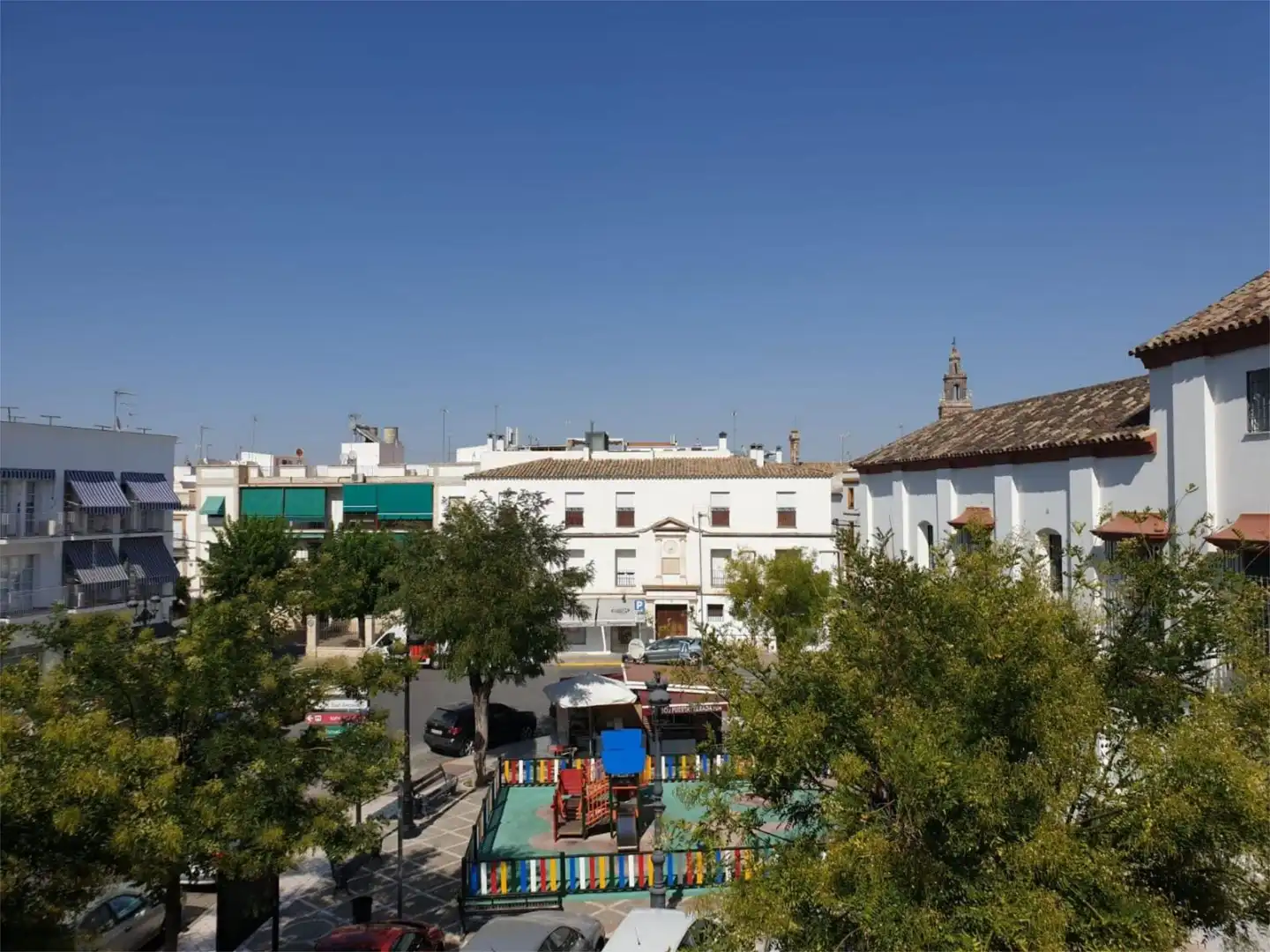Pis en venda a Plaza Puerta Cerrada, Écija Vista exterior de Pis en venda en Écija amb Aire condicionat, Moblat i Balcó