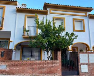 Exterior view of Single-family semi-detached for sale in Benaoján  with Terrace and Community pool