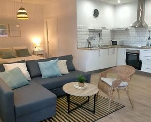 Sala d'estar de Apartament de lloguer en El Puerto de Santa María amb Aire condicionat, Calefacció i Moblat