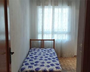 Bedroom of Flat to share in Torrevieja