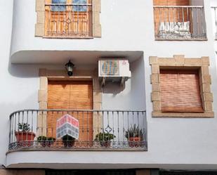 Vista exterior de Casa adosada en venda en Torre del Campo amb Aire condicionat, Calefacció i Terrassa