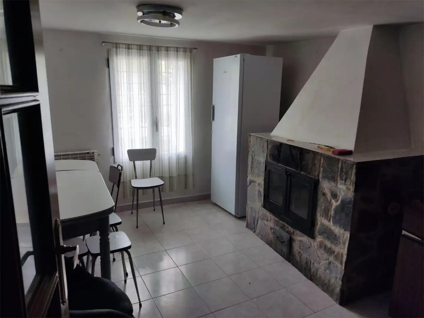 Casa adosada en venta en Calle Abanto, 30, Valle de Tobalina Cocina de Casa adosada en venta en Valle de Tobalina con Calefacción, Parquet y Trastero