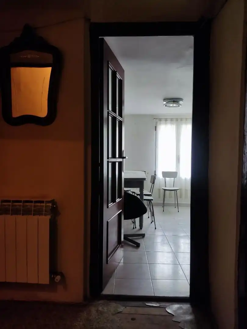 Casa adosada en venta en Calle Abanto, 30, Valle de Tobalina Casa adosada en venta en Valle de Tobalina con Calefacción, Parquet y Trastero