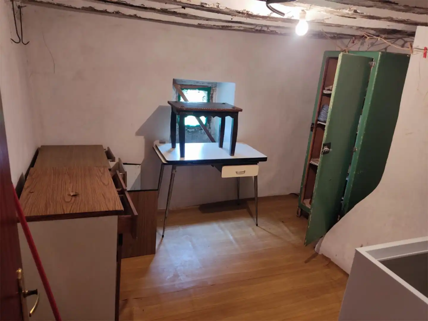 Casa adosada en venta en Calle Abanto, 30, Valle de Tobalina Habitación de Casa adosada en venta en Valle de Tobalina con Calefacción, Parquet y Trastero