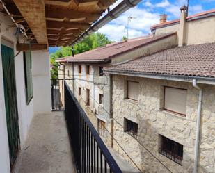 Exterior view of Single-family semi-detached for sale in Valle de Tobalina  with Balcony