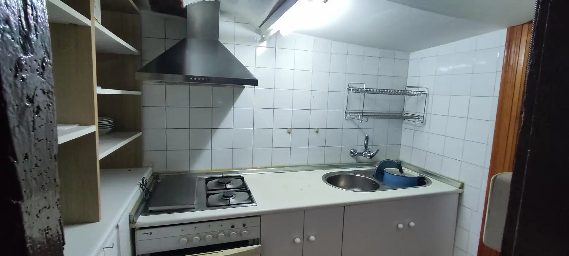 Casa adosada en venta en Calle Abanto, 30, Valle de Tobalina Cocina de Casa adosada en venta en Valle de Tobalina con Calefacción, Parquet y Trastero