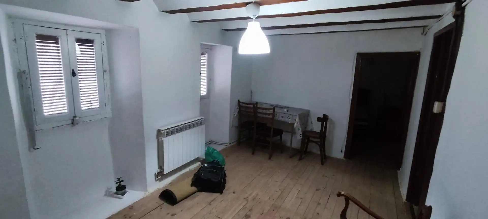 Casa adosada en venta en Calle Abanto, 30, Valle de Tobalina Comedor de Casa adosada en venta en Valle de Tobalina con Calefacción, Parquet y Trastero