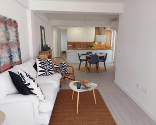 Living room of Flat for sale in  Granada Capital  with Air Conditioner and Terrace