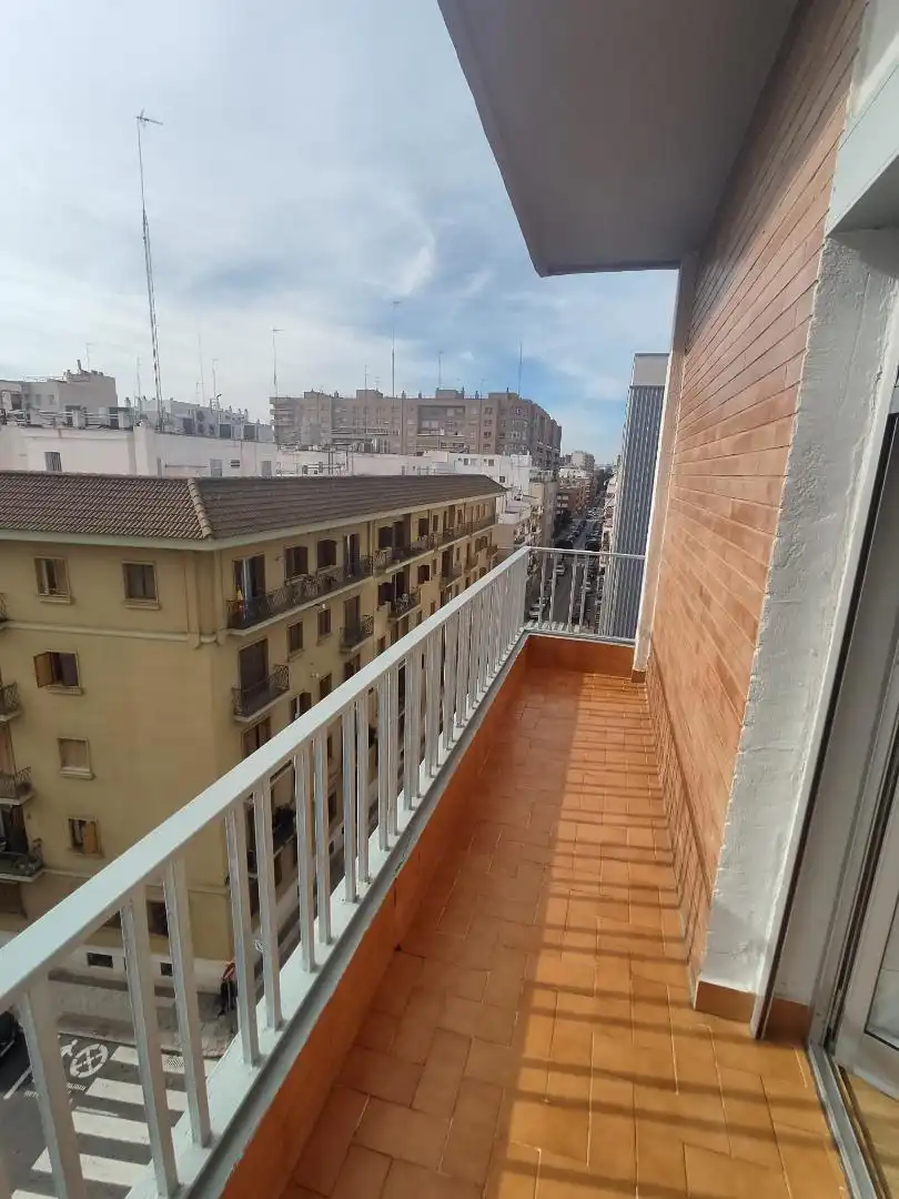 Exterior view of Flat for sale in Sevilla  with Air Conditioner, Heating and Parquet flooring