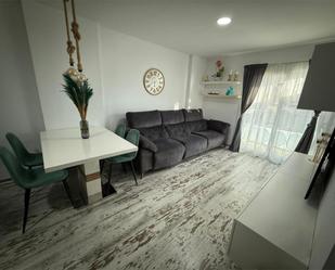 Living room of Flat to rent in Elche / Elx  with Air Conditioner, Parquet flooring and Oven