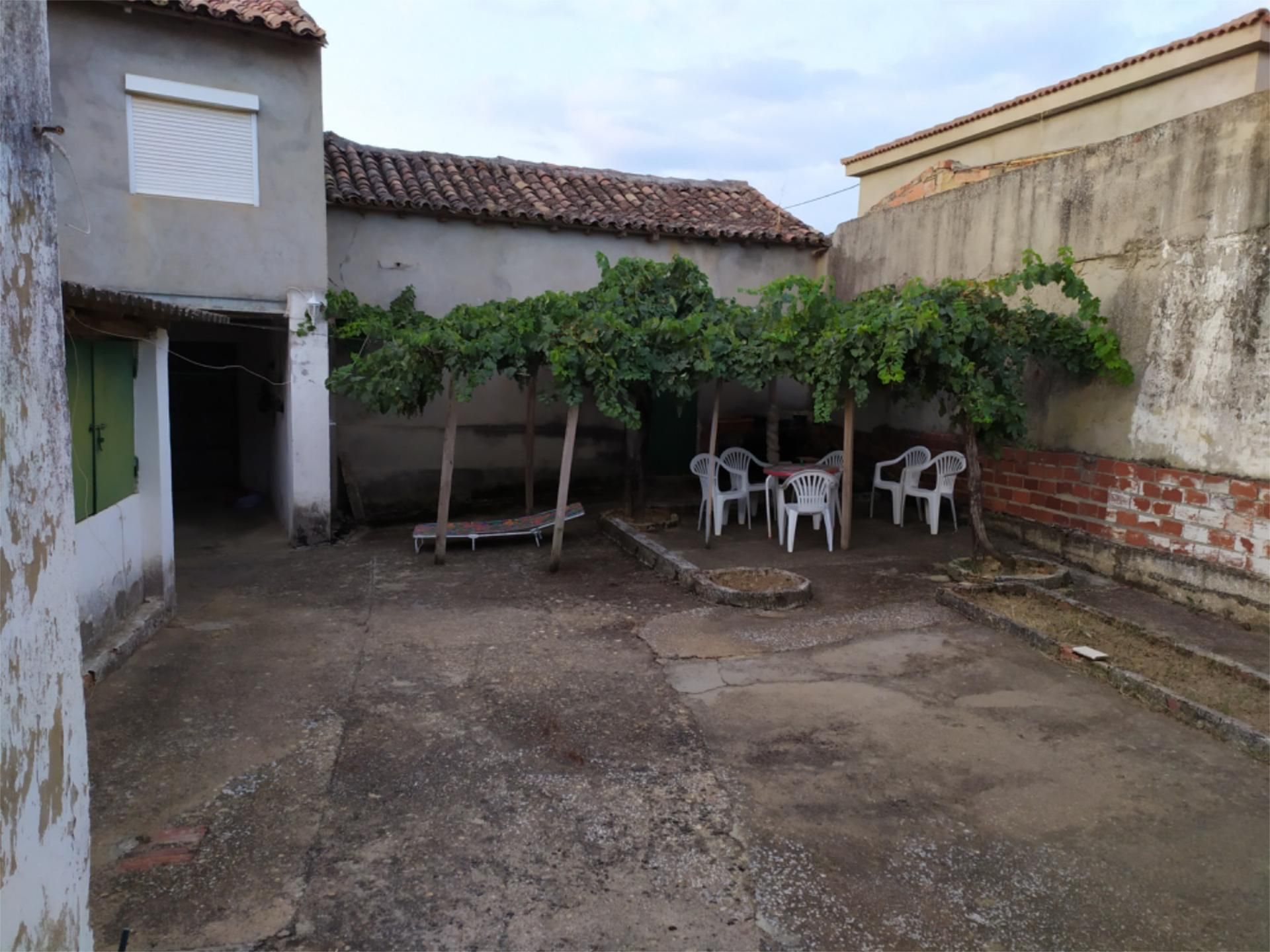 Terrace of Single-family semi-detached for sale in Castrobol  with Parquet flooring and Furnished
