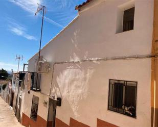 Exterior view of House or chalet for sale in Casas de Millán