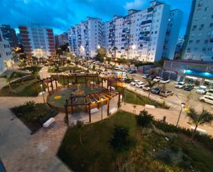 Vista exterior de Pis de lloguer en Málaga Capital amb Aire condicionat, Terrassa i Piscina