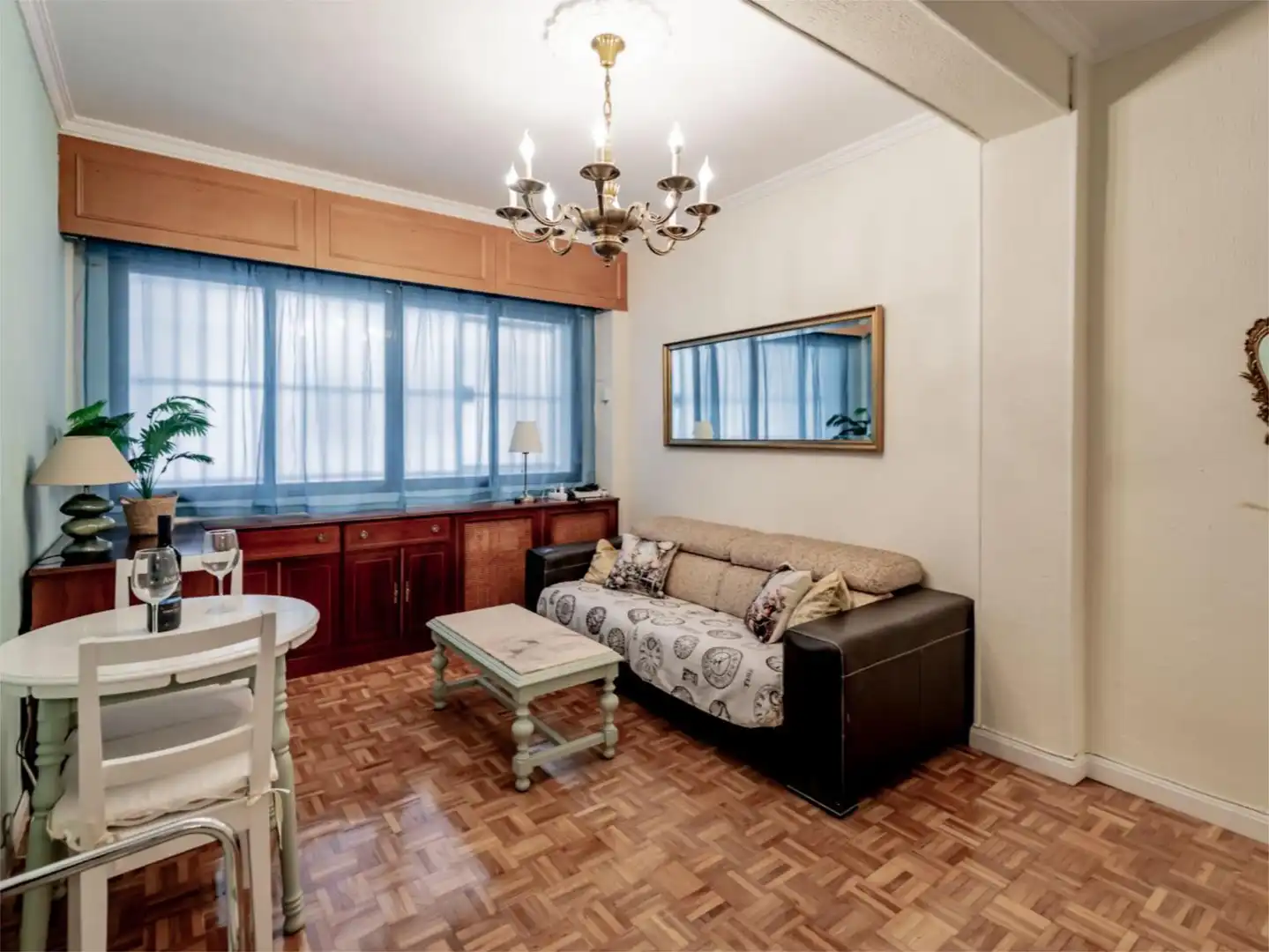 Room in Calle de O'Donnell, 58, Estrella Room in Calle de O'Donnell, 58, Estrella
