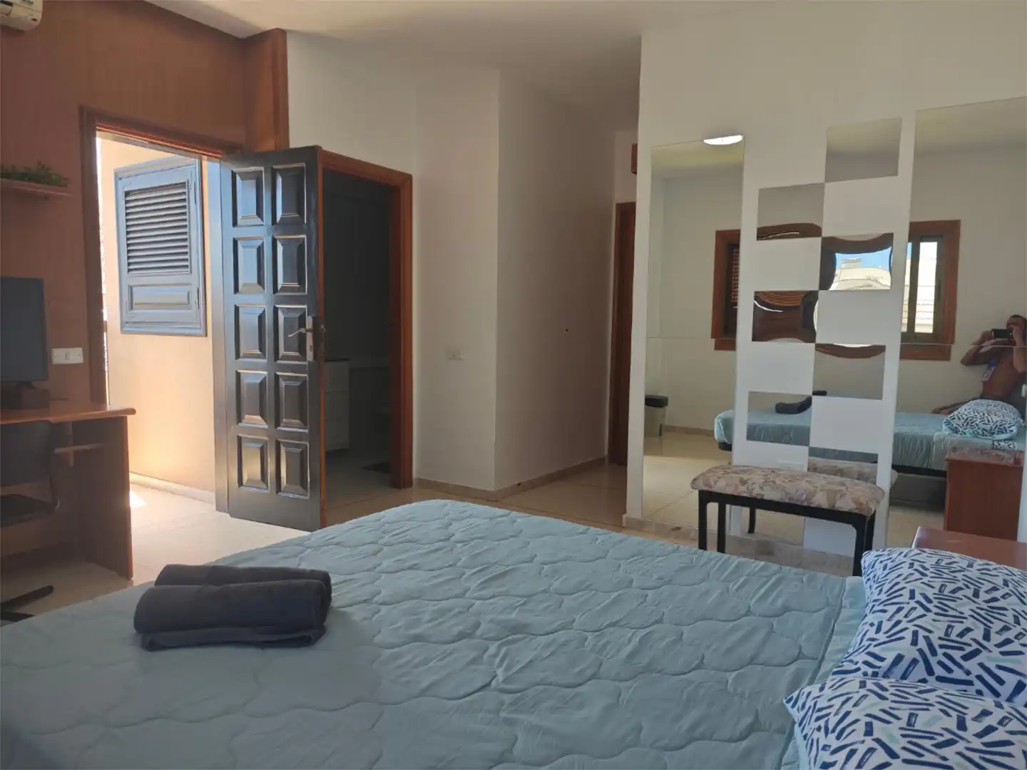 Room in Calle Jose Antonio Escuder, 2, Villa Ascensión - El Perú - Cruz del Señor