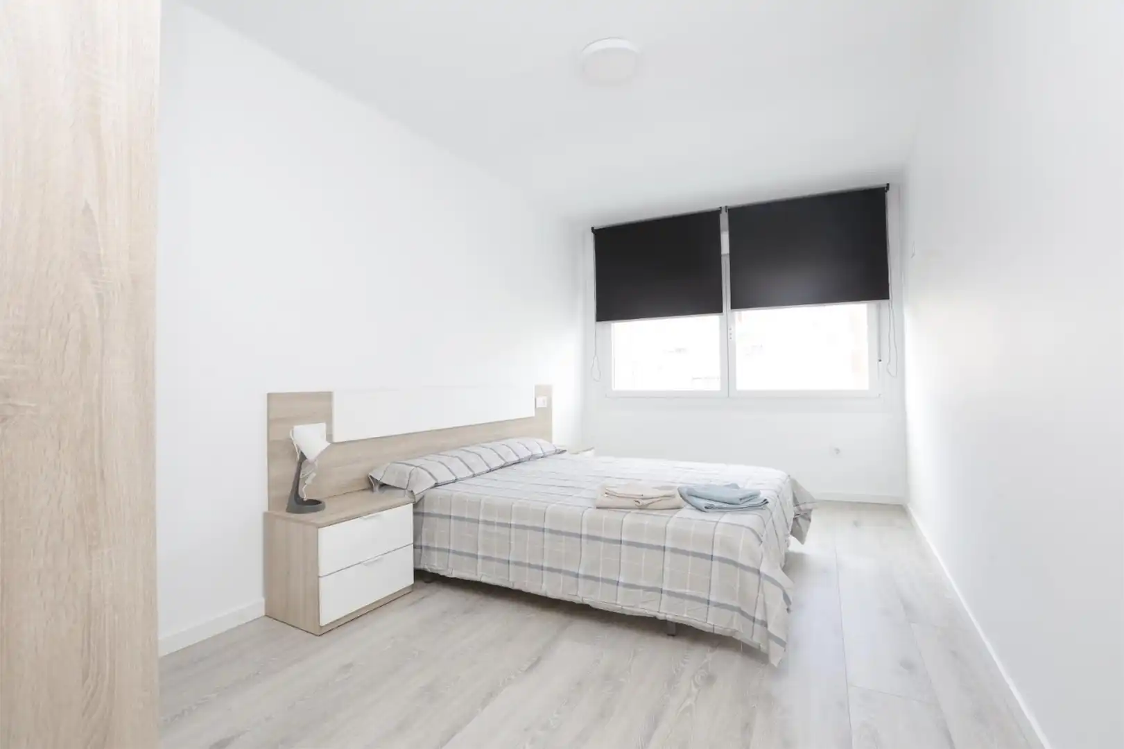 Piso en venta en Avenida de Castrelos, 190, As Travesas - Balaídos Habitación de Piso en venta en Vigo con Amueblado y Videoportero