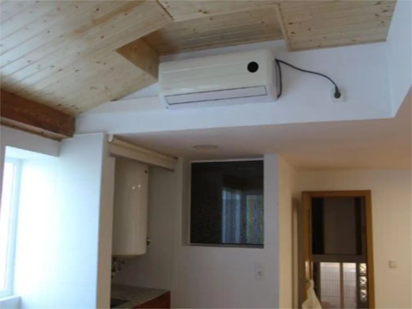 Casa adosada en venta en Carrer Pintor Sorolla, 40, Salafranca - Lloixa Terraza de Casa adosada en venta en Sant Joan d'Alacant con Aire acondicionado y Terraza