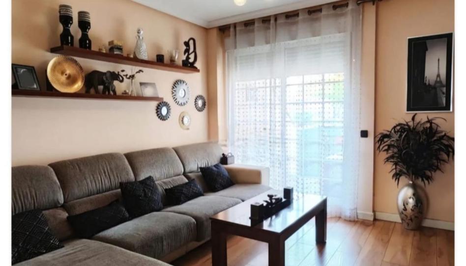 Foto 1 de Casa o xalet en venda a Calle Ana Frank, 21, Hospital, Madrid