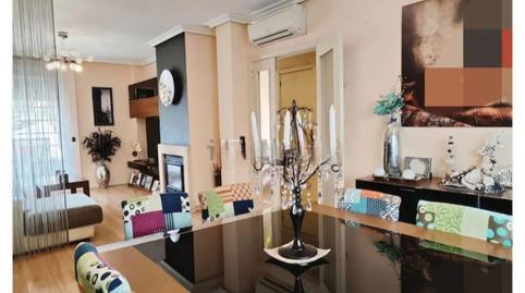 Foto 2 de Casa o xalet en venda a Calle Ana Frank, 21, Hospital, Madrid